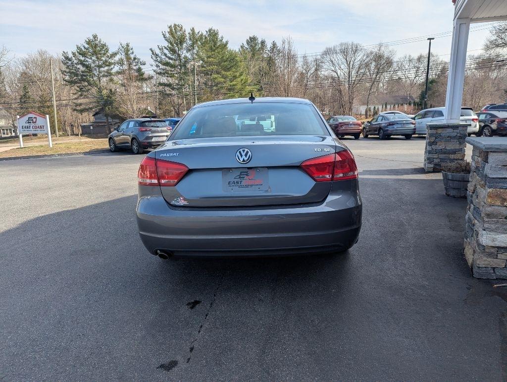 Volkswagen Passat TDI SE 6A w/ Sunroof 2015