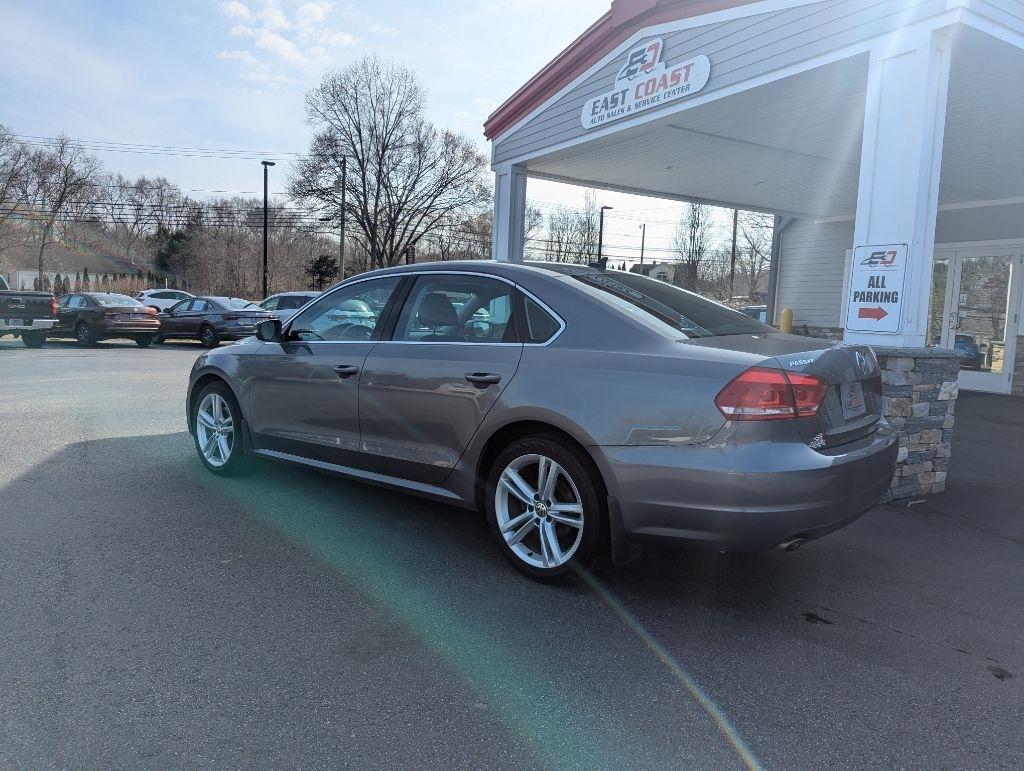 Volkswagen Passat TDI SE 6A w/ Sunroof 2015