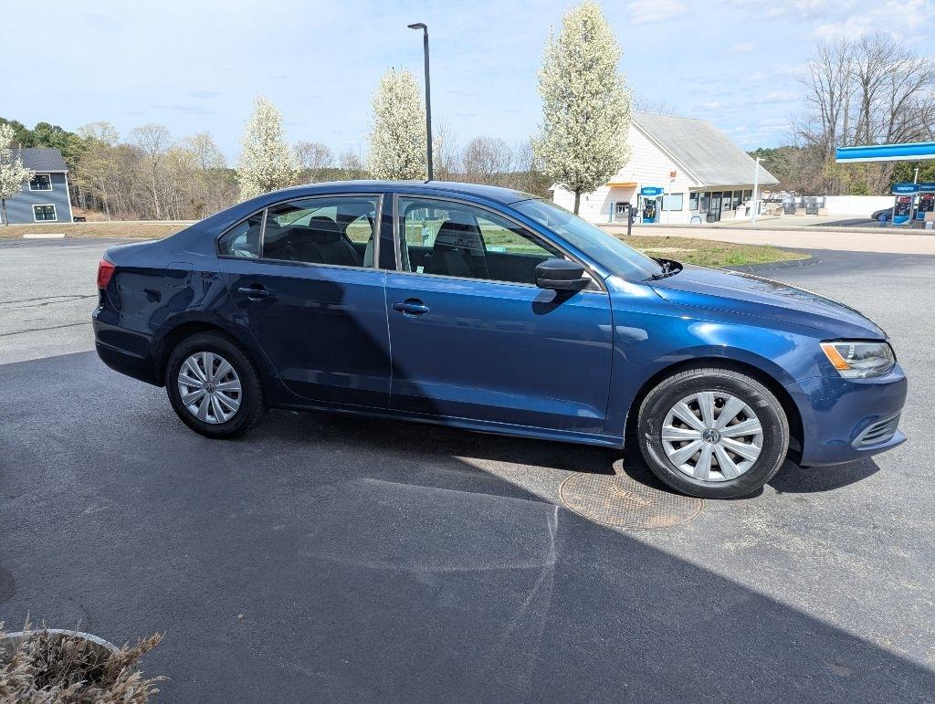 Volkswagen Jetta S 2012