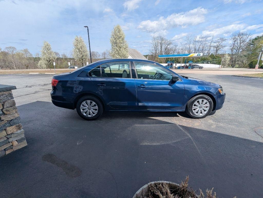 Volkswagen Jetta S 2012