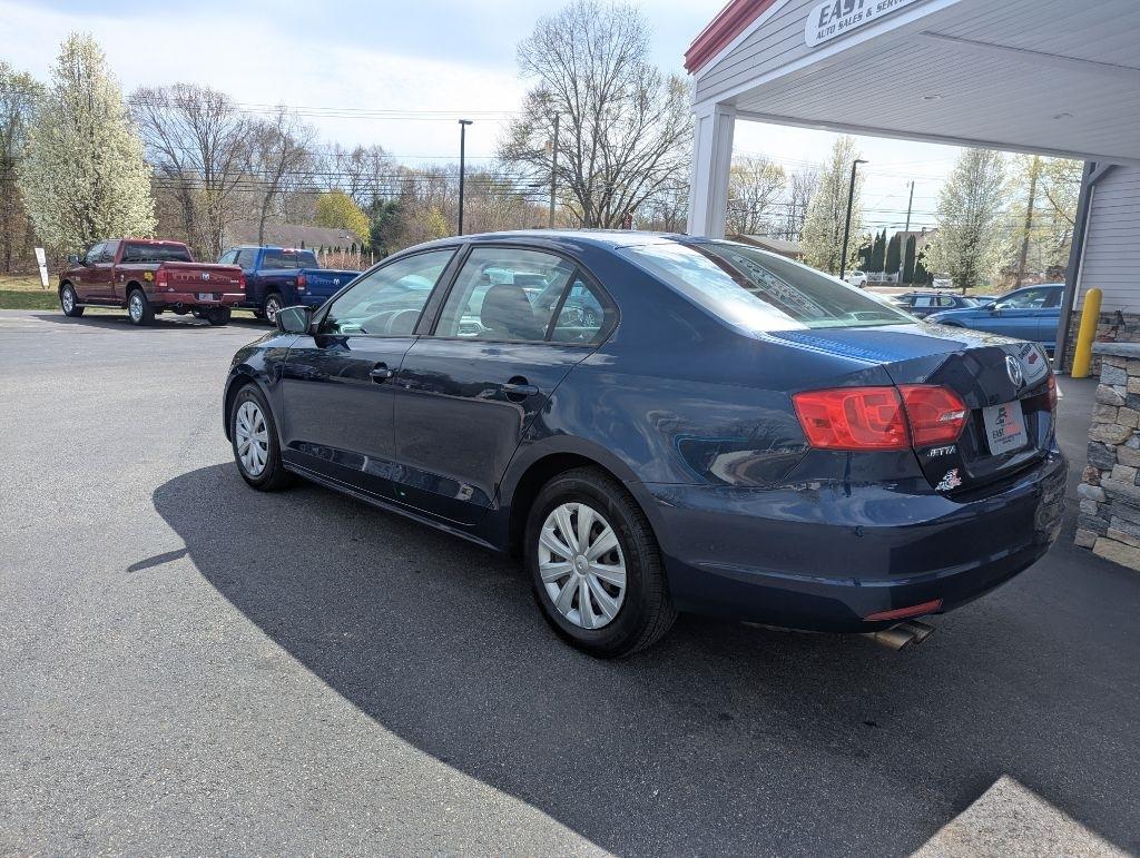 Volkswagen Jetta S 2012