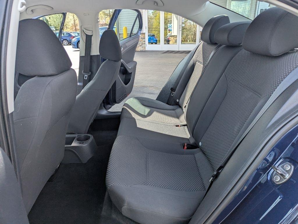 Volkswagen Jetta S 2012