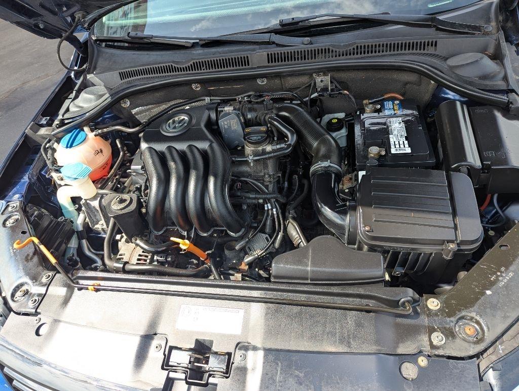 Volkswagen Jetta S 2012