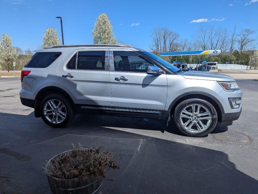 Ford Explorer XLT 4WD 2016