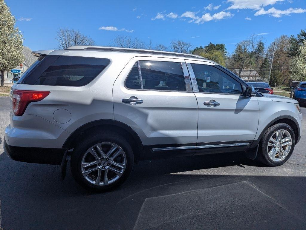 Ford Explorer XLT 4WD 2016