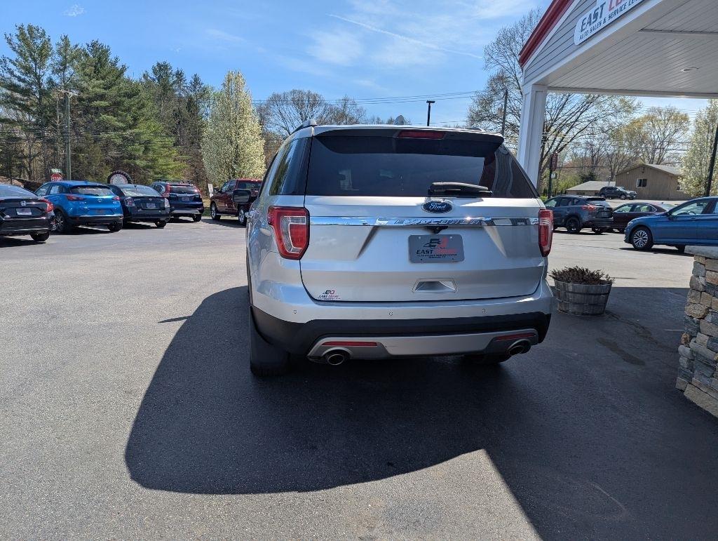 Ford Explorer XLT 4WD 2016