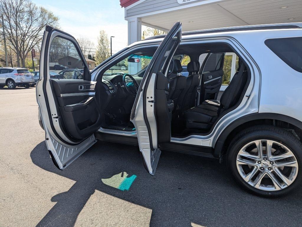 Ford Explorer XLT 4WD 2016