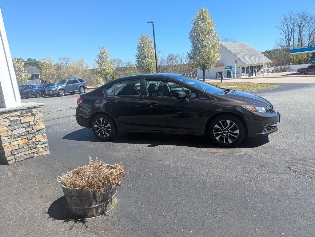 Honda Civic EX Sedan 5-Speed AT 2013