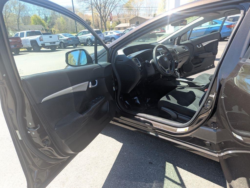 Honda Civic EX Sedan 5-Speed AT 2013