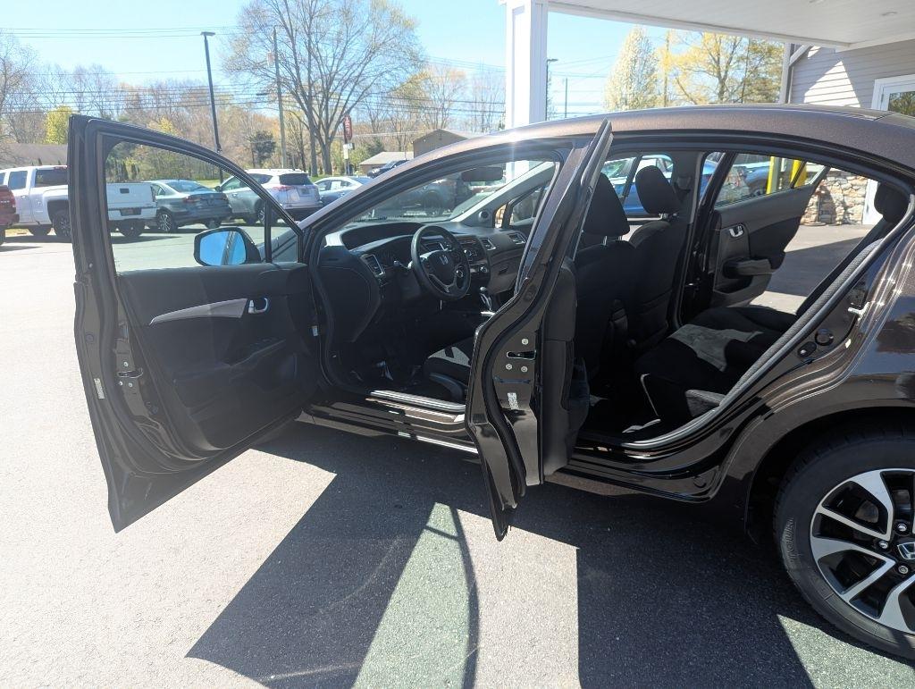 Honda Civic EX Sedan 5-Speed AT 2013