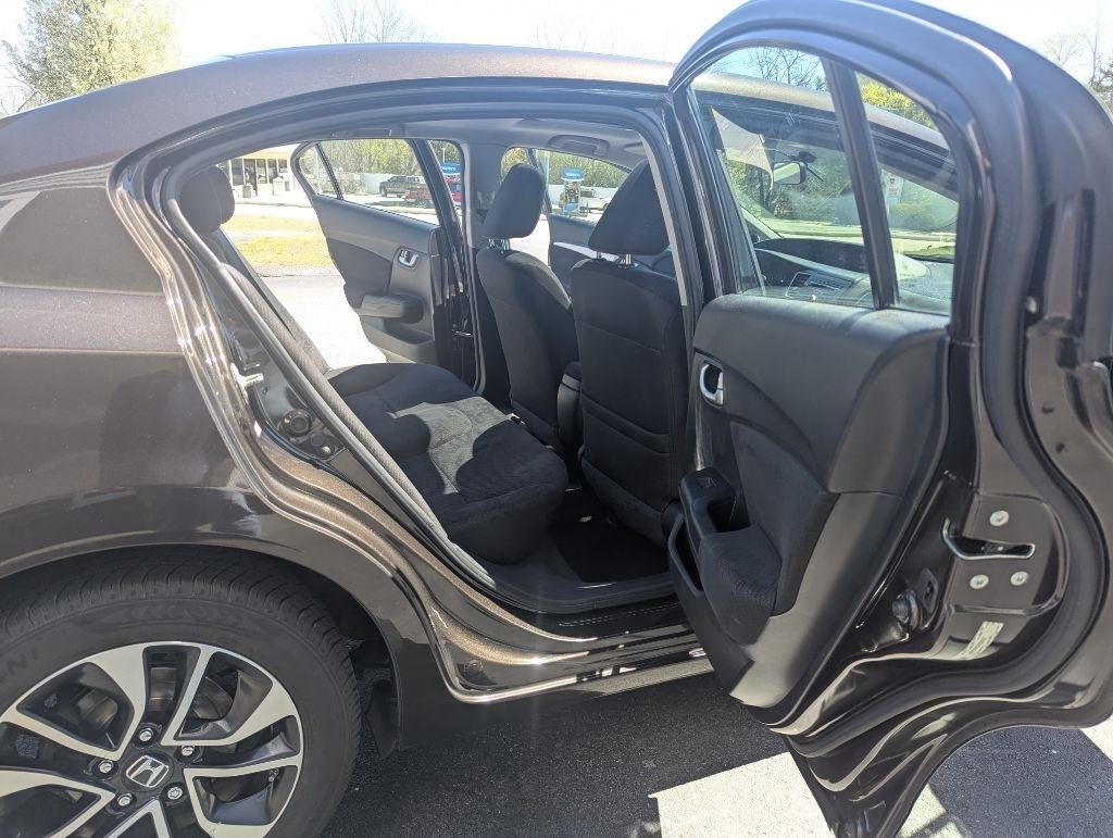 Honda Civic EX Sedan 5-Speed AT 2013