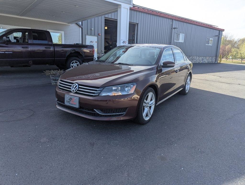 Volkswagen Passat 2.5L SE AT 2014