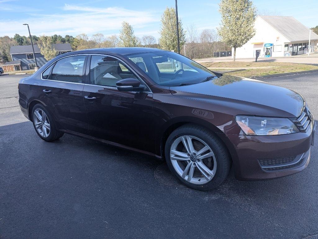 Volkswagen Passat 2.5L SE AT 2014