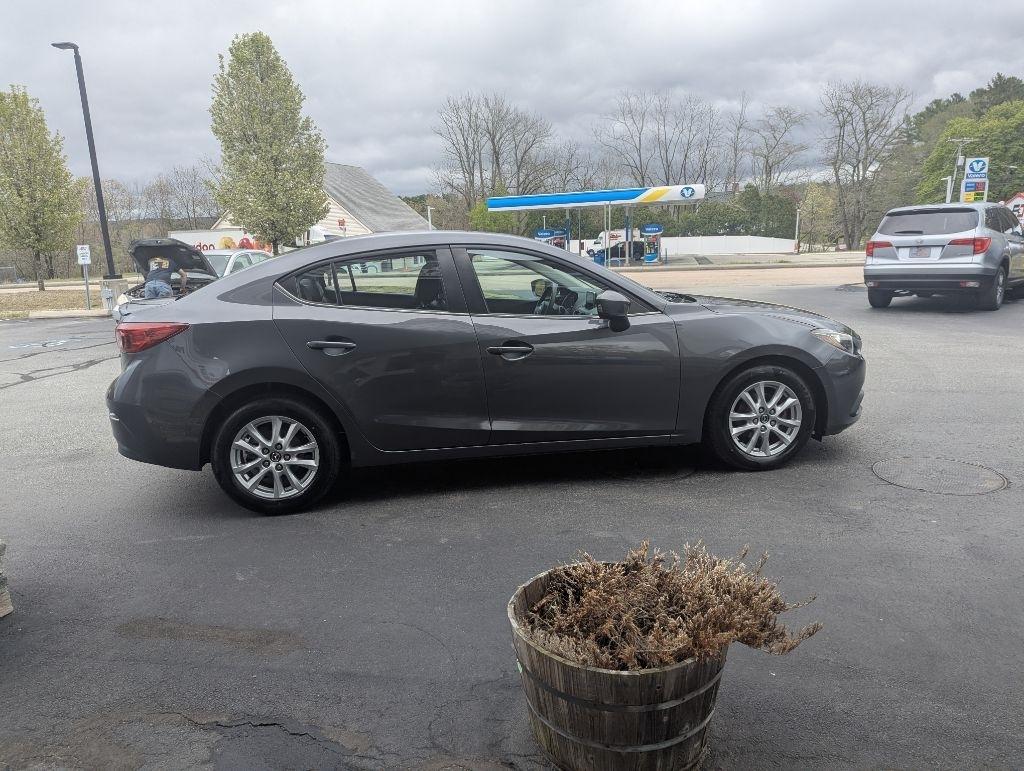 Mazda MAZDA3 I Grand Touring MT 4-Door 2014