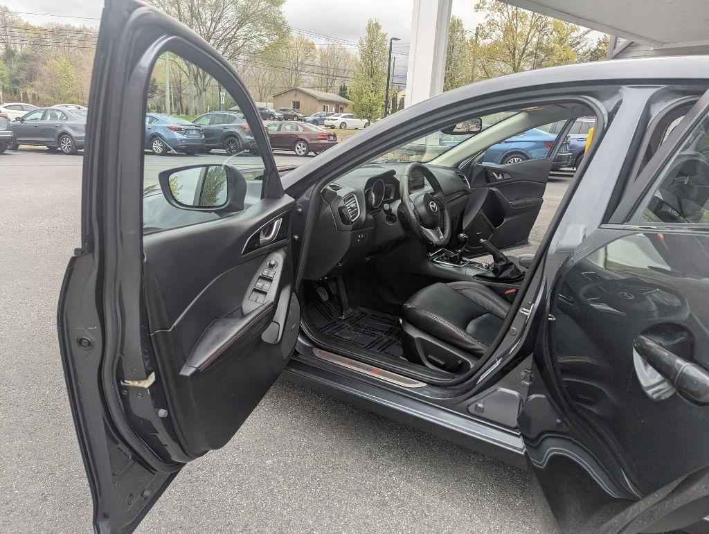 Mazda MAZDA3 I Grand Touring MT 4-Door 2014