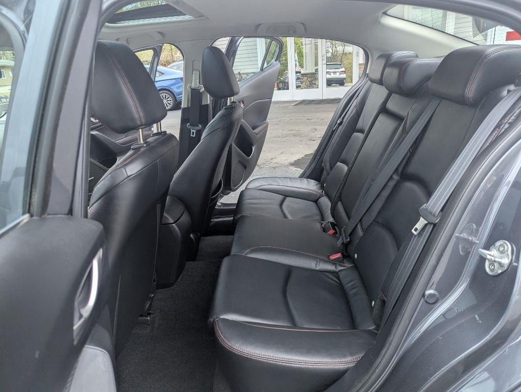 Mazda MAZDA3 I Grand Touring MT 4-Door 2014