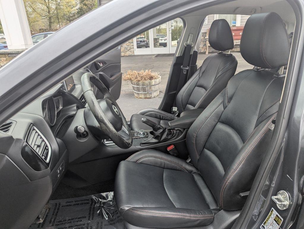Mazda MAZDA3 I Grand Touring MT 4-Door 2014