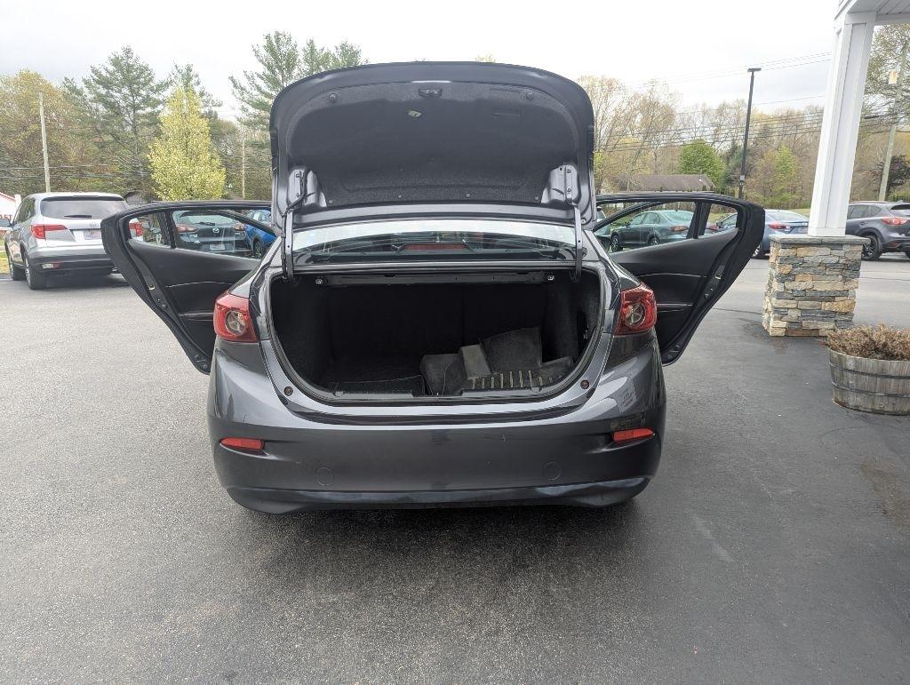 Mazda MAZDA3 I Grand Touring MT 4-Door 2014