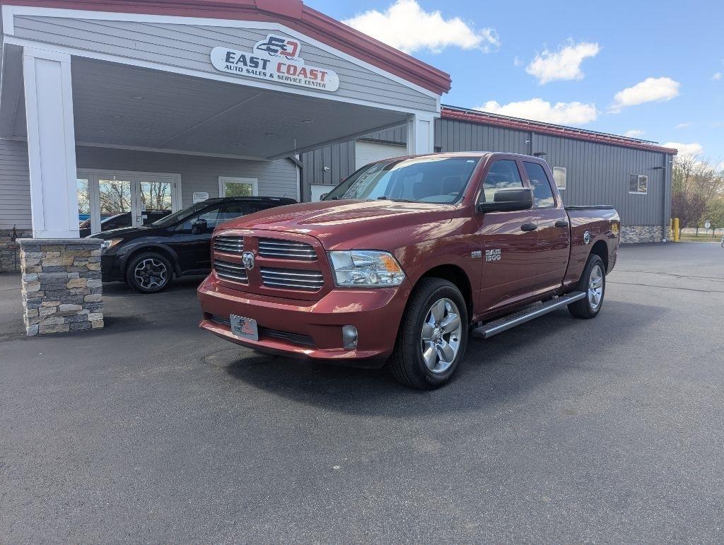 RAM 1500 Tradesman Quad Cab 4WD 2014