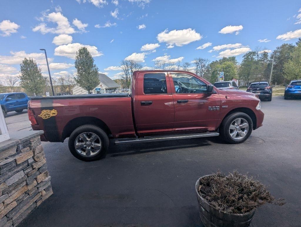 RAM 1500 Tradesman Quad Cab 4WD 2014