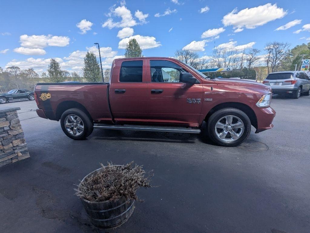 RAM 1500 Tradesman Quad Cab 4WD 2014