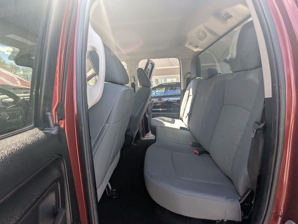RAM 1500 Tradesman Quad Cab 4WD 2014