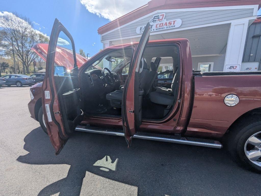 RAM 1500 Tradesman Quad Cab 4WD 2014