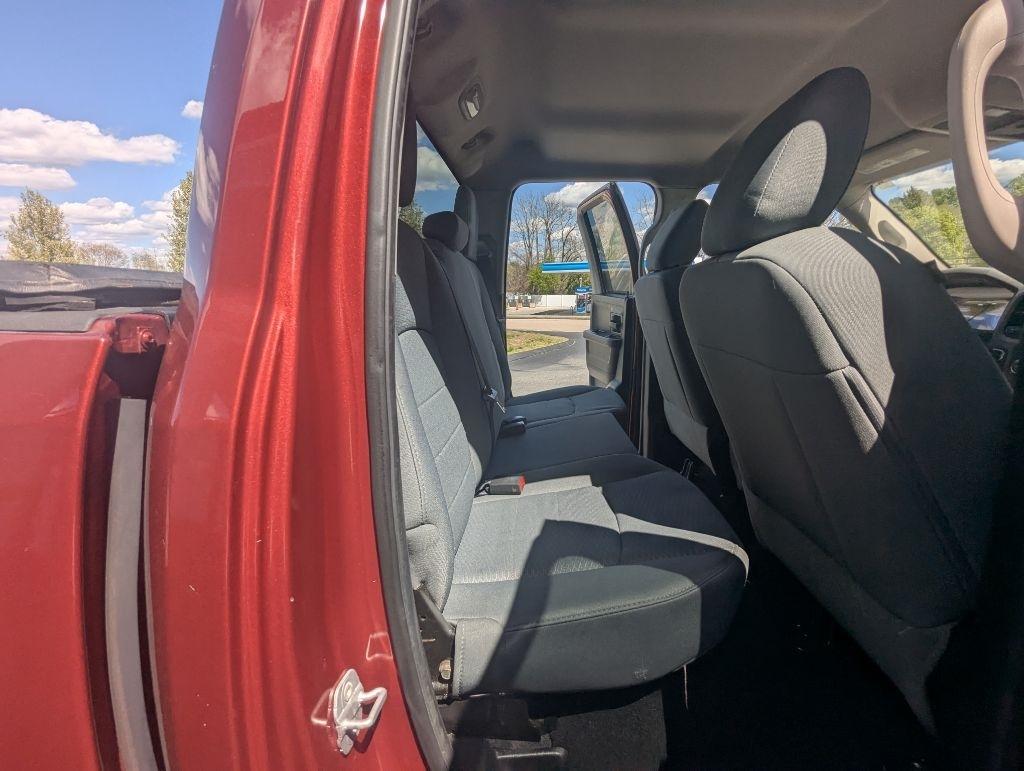 RAM 1500 Tradesman Quad Cab 4WD 2014