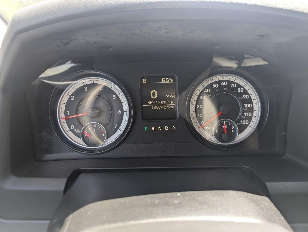 RAM 1500 Tradesman Quad Cab 4WD 2014