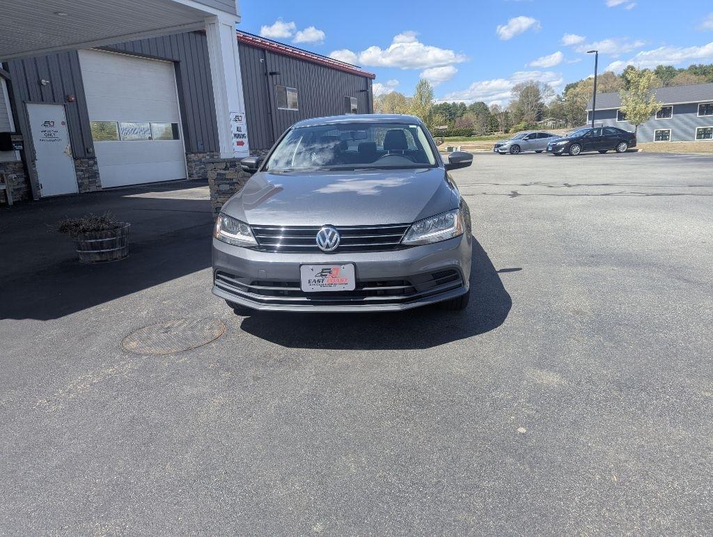 Volkswagen Jetta 1.4T SE 6A 2017