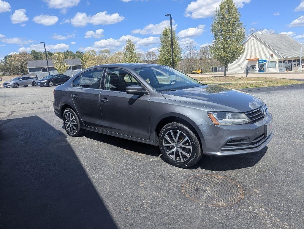 Volkswagen Jetta 1.4T SE 6A 2017