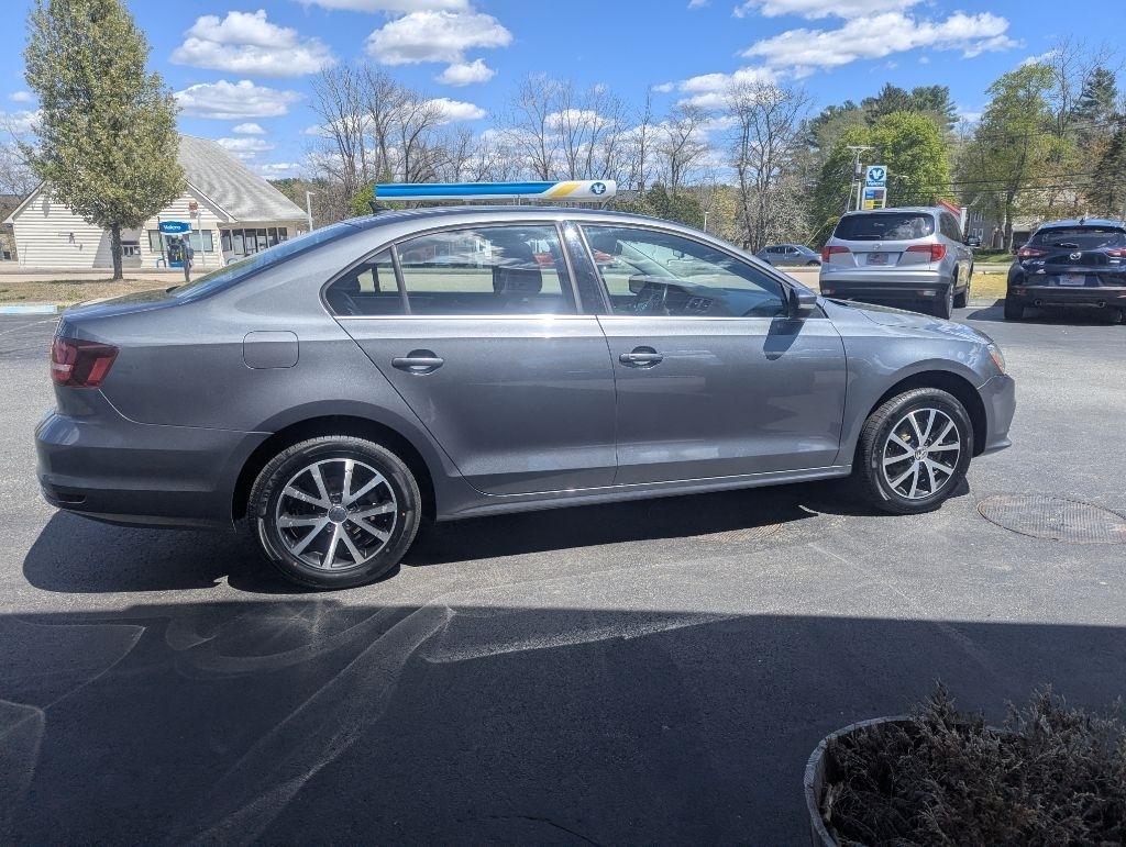 Volkswagen Jetta 1.4T SE 6A 2017