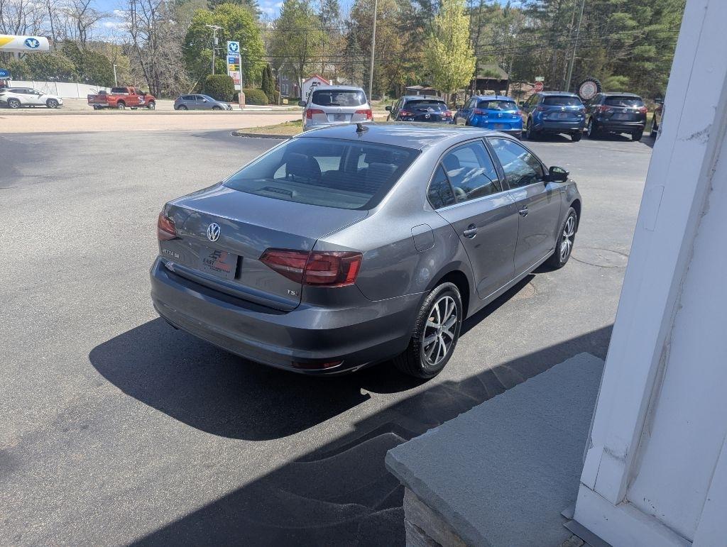 Volkswagen Jetta 1.4T SE 6A 2017
