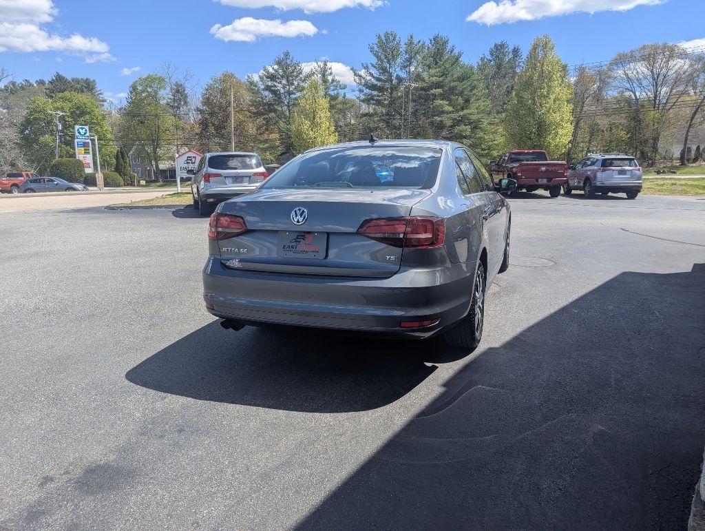 Volkswagen Jetta 1.4T SE 6A 2017