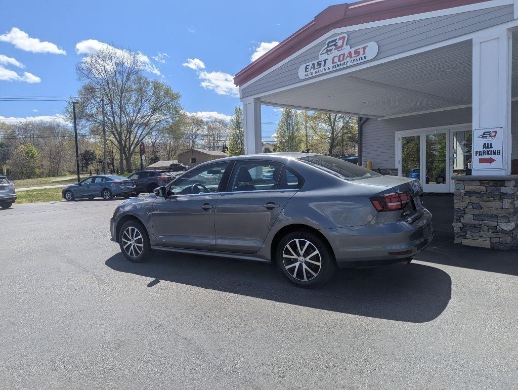 Volkswagen Jetta 1.4T SE 6A 2017