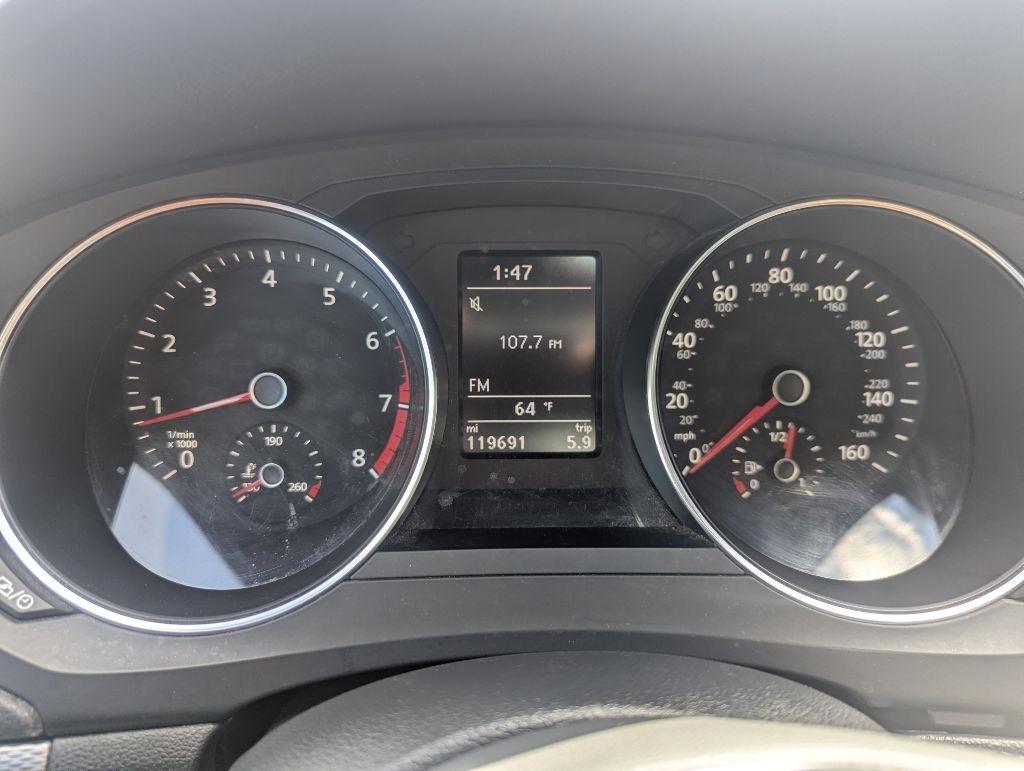 Volkswagen Jetta 1.4T SE 6A 2017