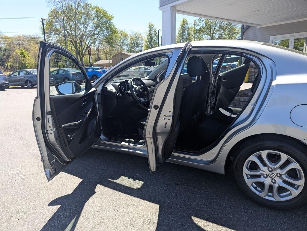 Scion iA 6A 2016