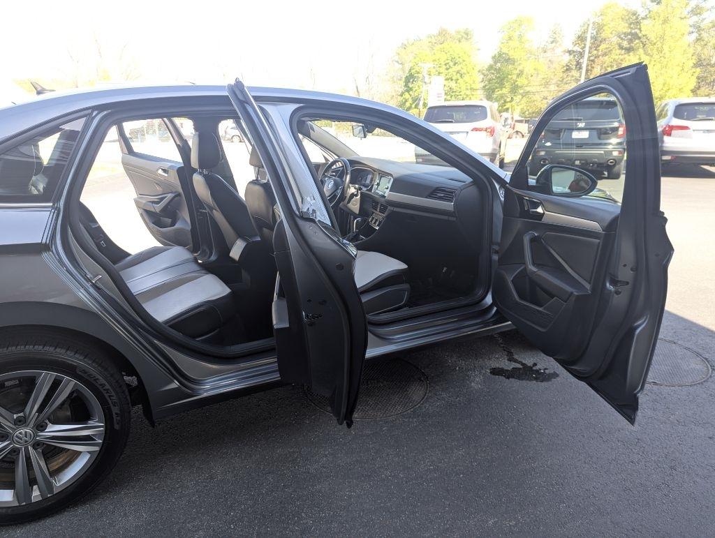 Volkswagen Jetta 1.4T S 8A 2019