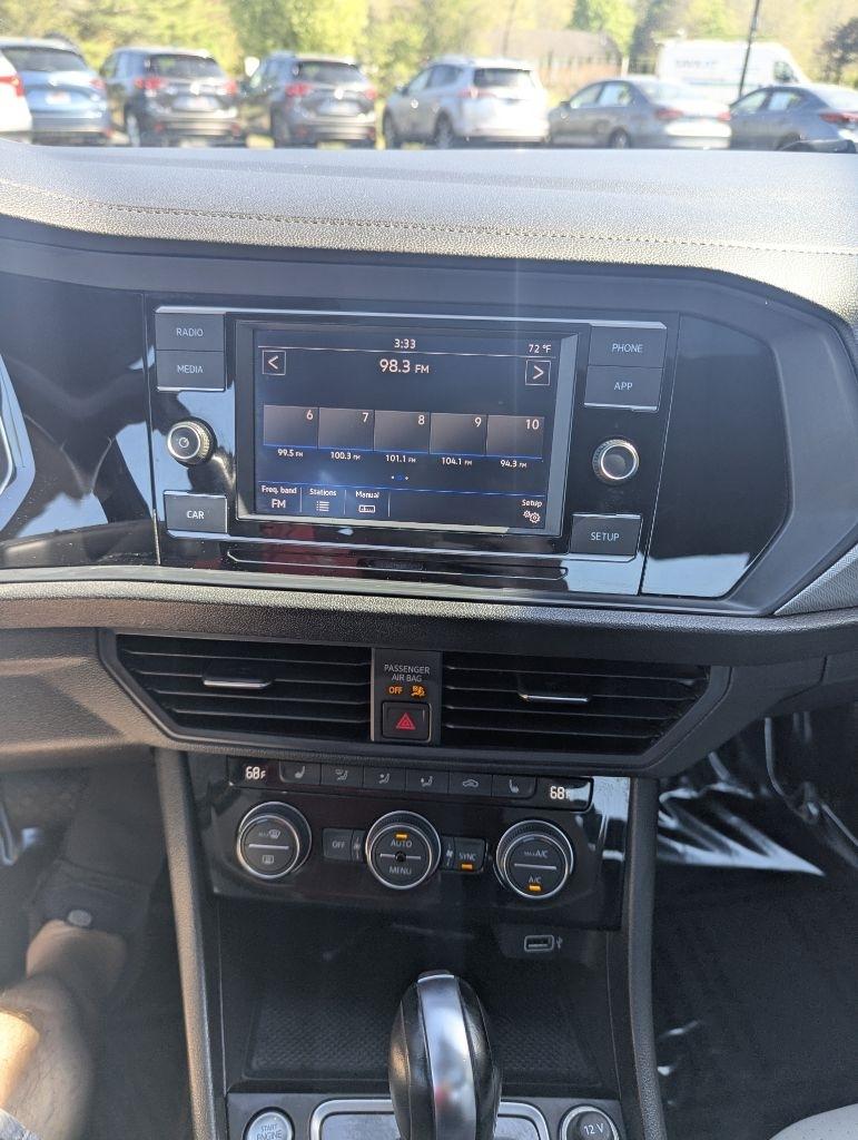 Volkswagen Jetta 1.4T S 8A 2019