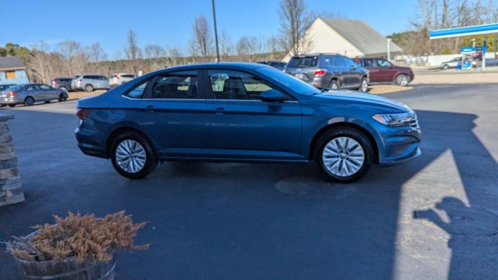 Volkswagen Jetta 1.4T S 6M 2019