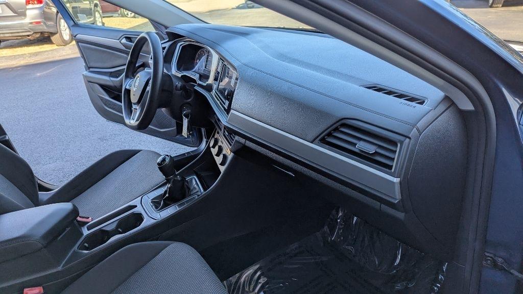 Volkswagen Jetta 1.4T S 6M 2019