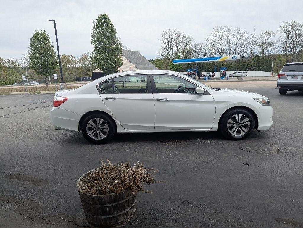 Honda Accord LX Sedan CVT 2013