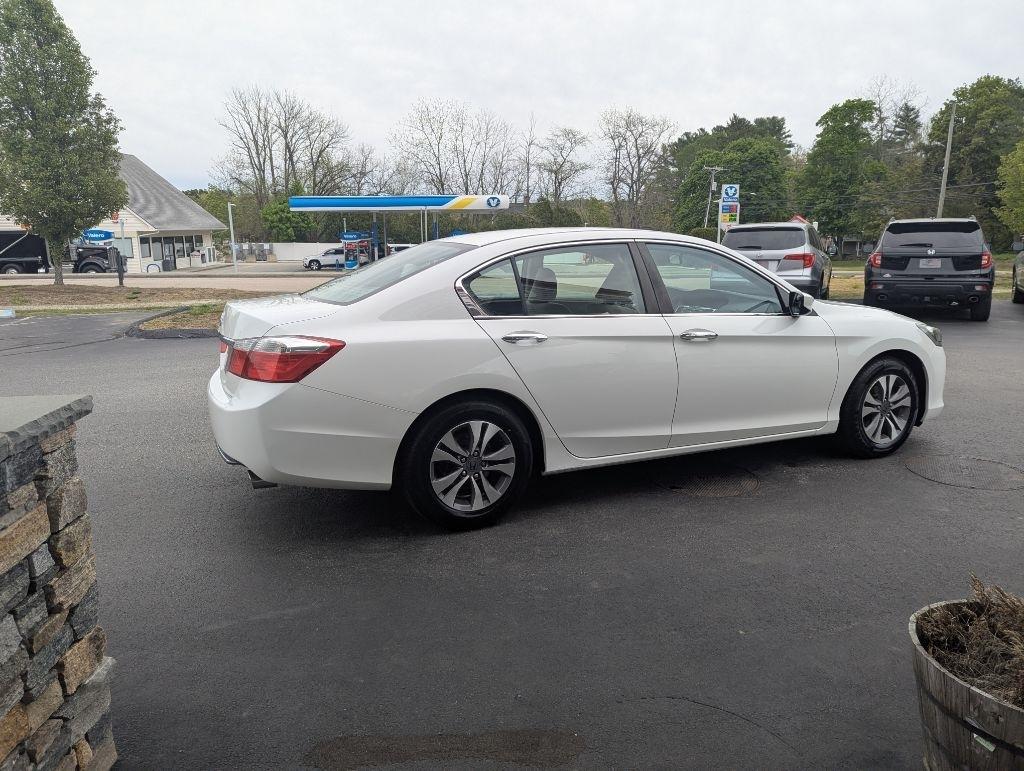 Honda Accord LX Sedan CVT 2013