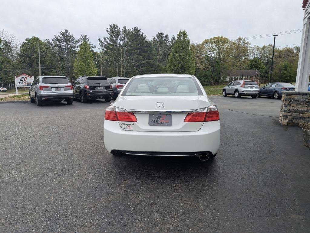 Honda Accord LX Sedan CVT 2013