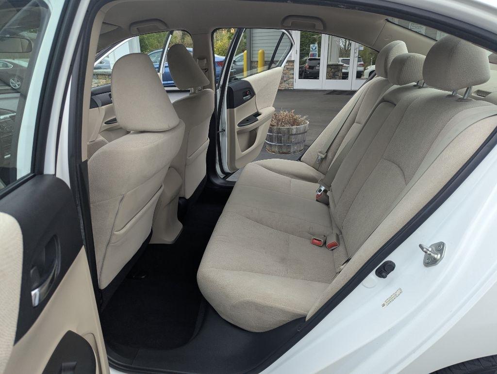 Honda Accord LX Sedan CVT 2013