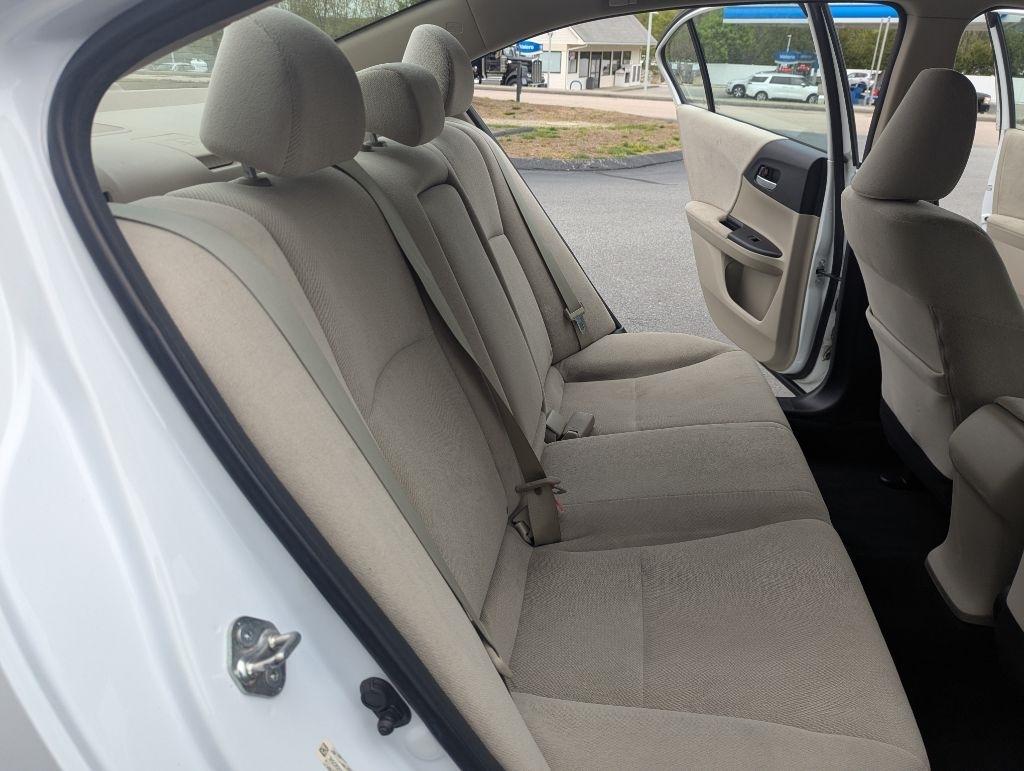 Honda Accord LX Sedan CVT 2013