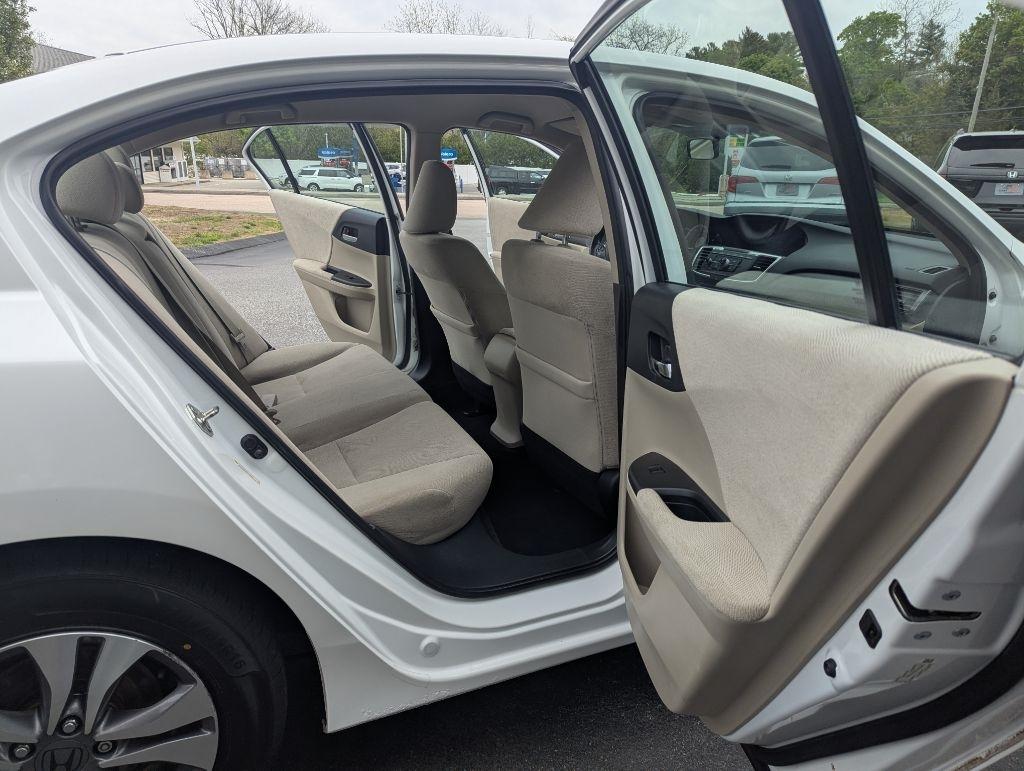 Honda Accord LX Sedan CVT 2013