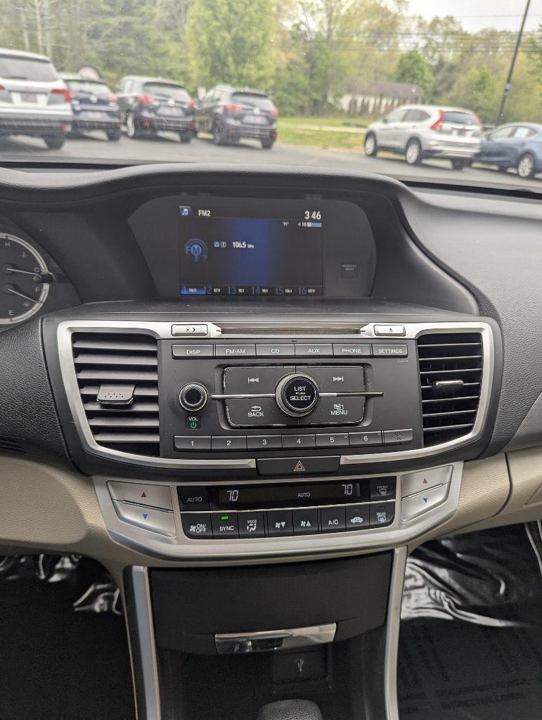 Honda Accord LX Sedan CVT 2013