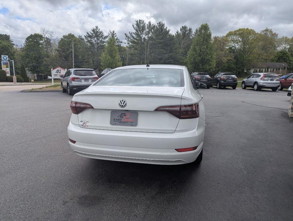 Volkswagen Jetta 1.4T S 8A 2019