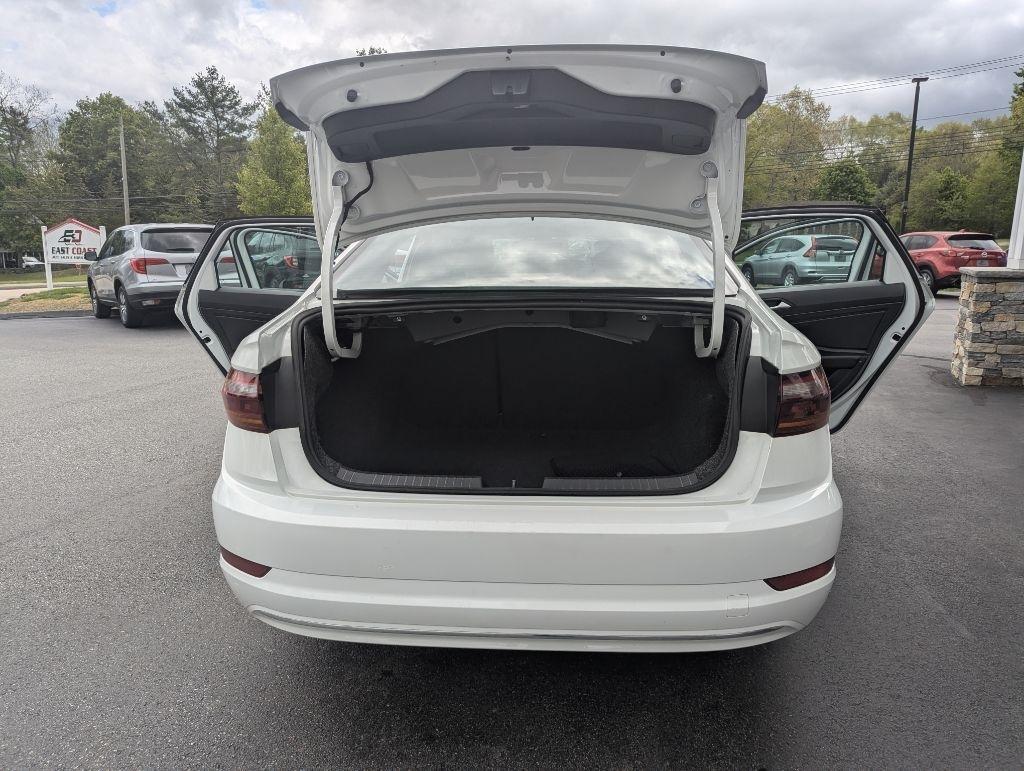 Volkswagen Jetta 1.4T S 8A 2019